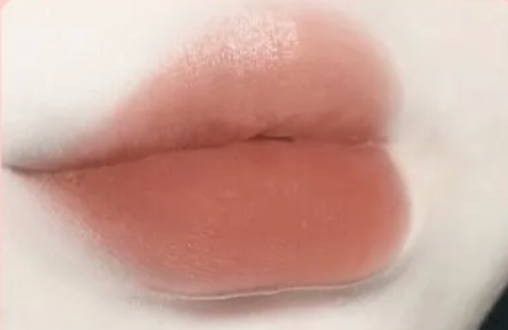 Lace Embossed Antique Matte Lipstick - Shade 09