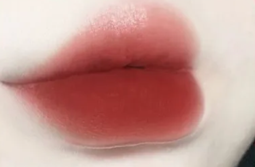 Lace Embossed Antique Matte Lipstick - Shade 12